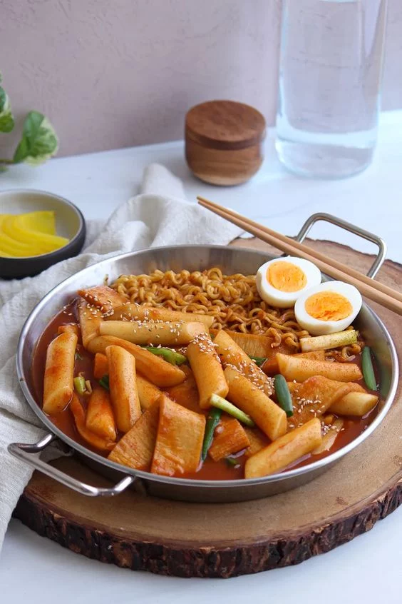 What is Cheese Rabokki? - Mukbang Shows Restaurant