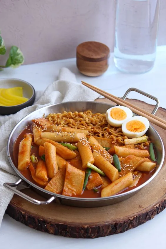 What is Cheese Rabokki?