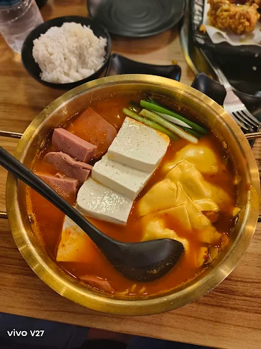 ramen budae jjigae
